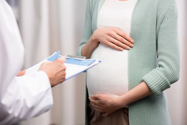 为了孕期准妈妈孕育宝宝准爸爸们应该怎么做