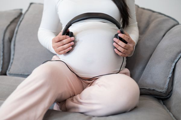 试管婴儿取卵后出现月经量多正常吗